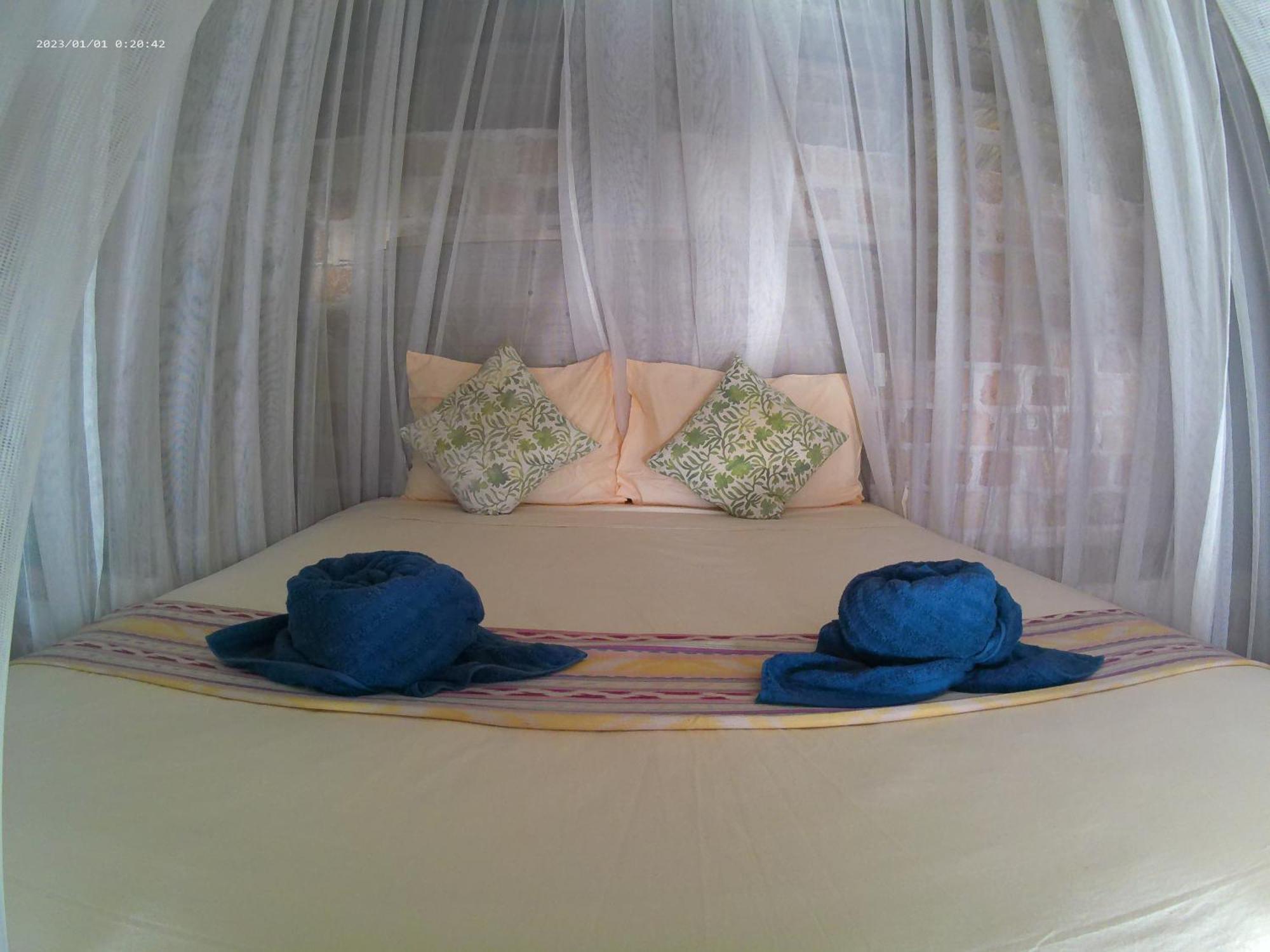 Utopia Rote Lodge Nembrala Ngoại thất bức ảnh