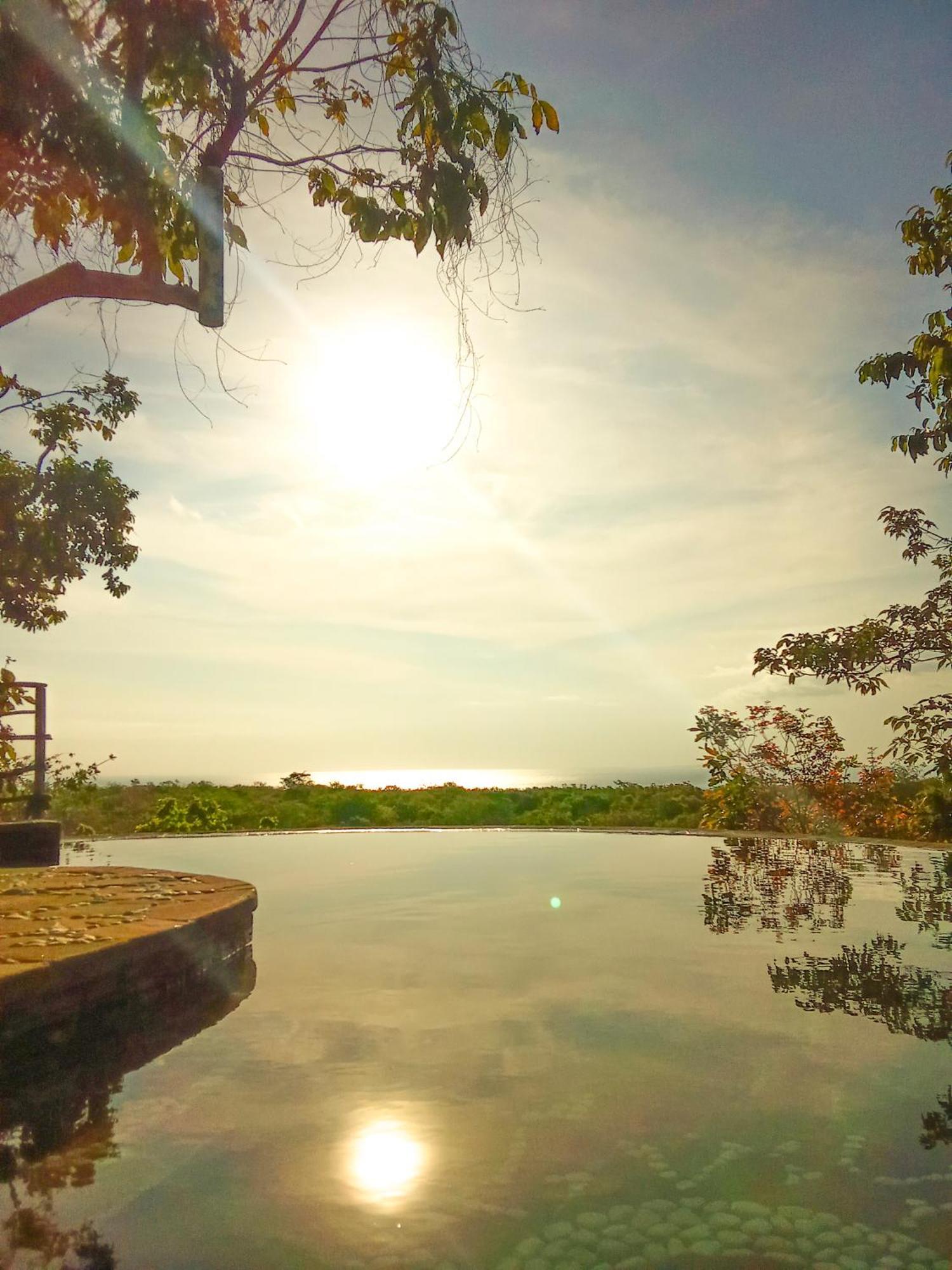 Utopia Rote Lodge Nembrala Ngoại thất bức ảnh