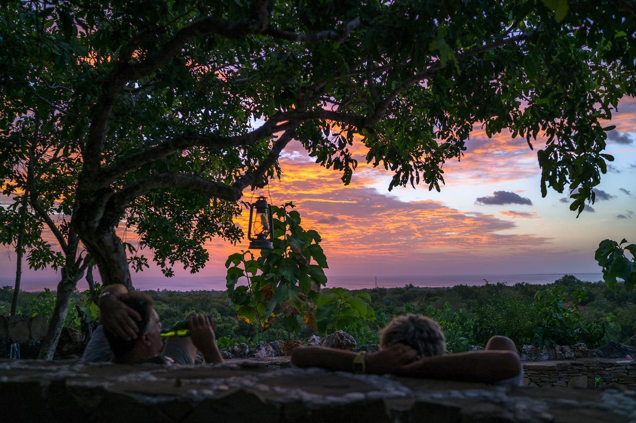 Utopia Rote Lodge Nembrala Ngoại thất bức ảnh